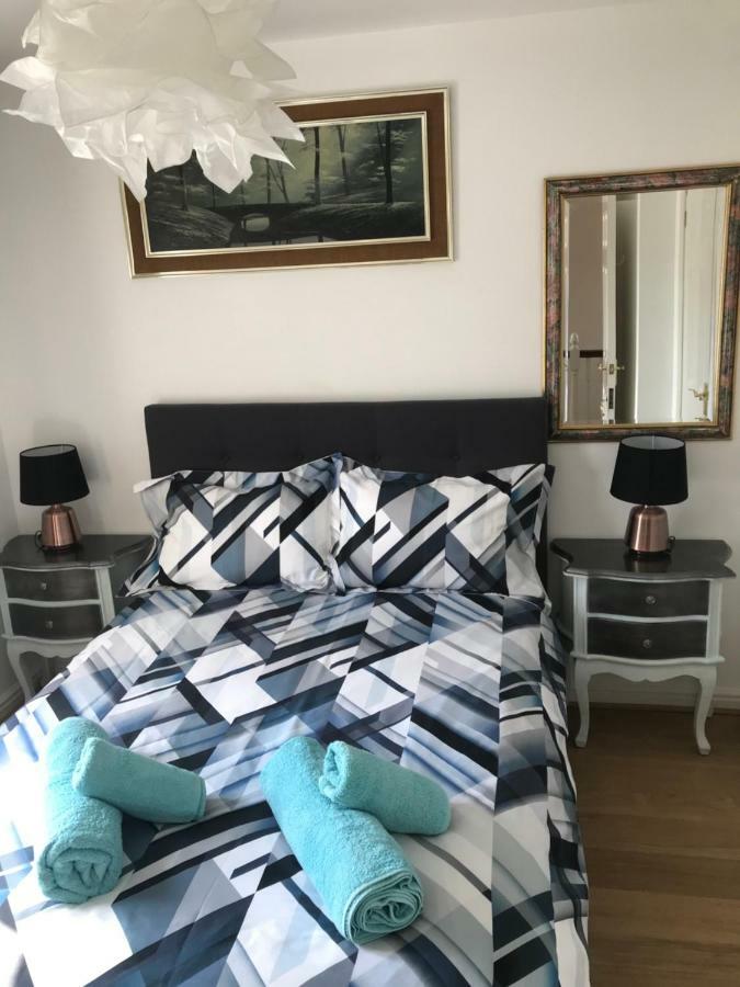 Hotel George House Canterbury Esterno foto